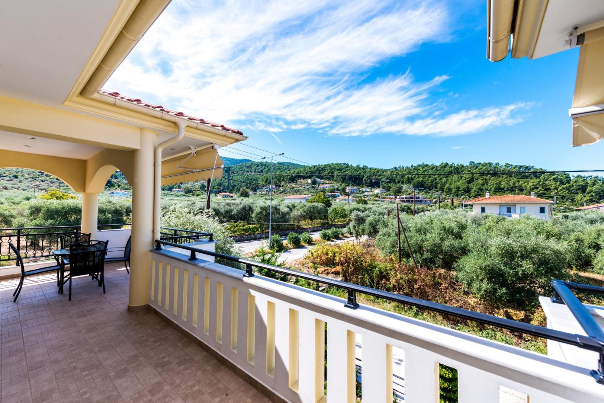 לימנאס Mandani Villa Luxury Apartments מראה חיצוני תמונה
