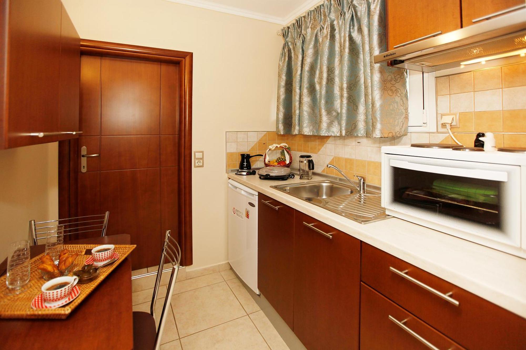 לימנאס Mandani Villa Luxury Apartments מראה חיצוני תמונה